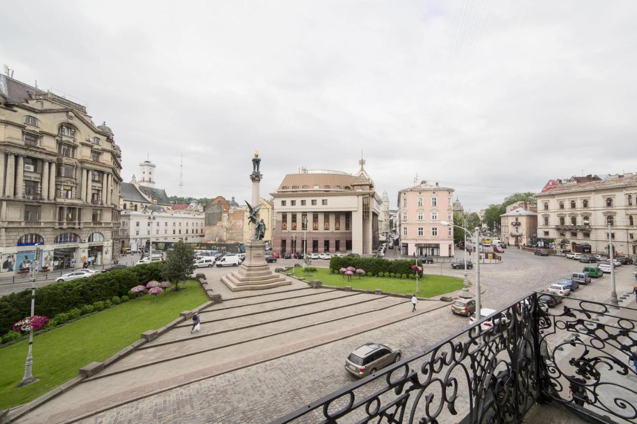 Lviv4U Apartment Exterior foto