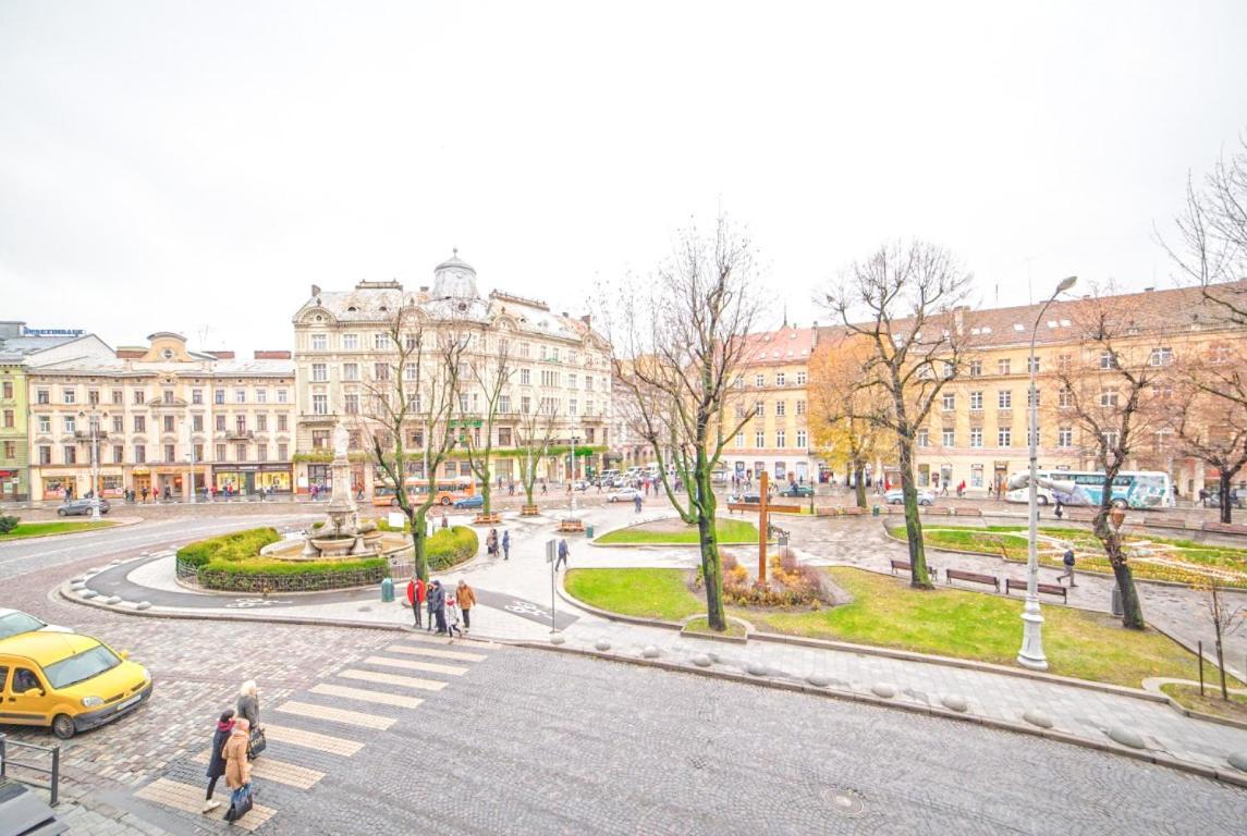 Lviv4U Apartment Exterior foto